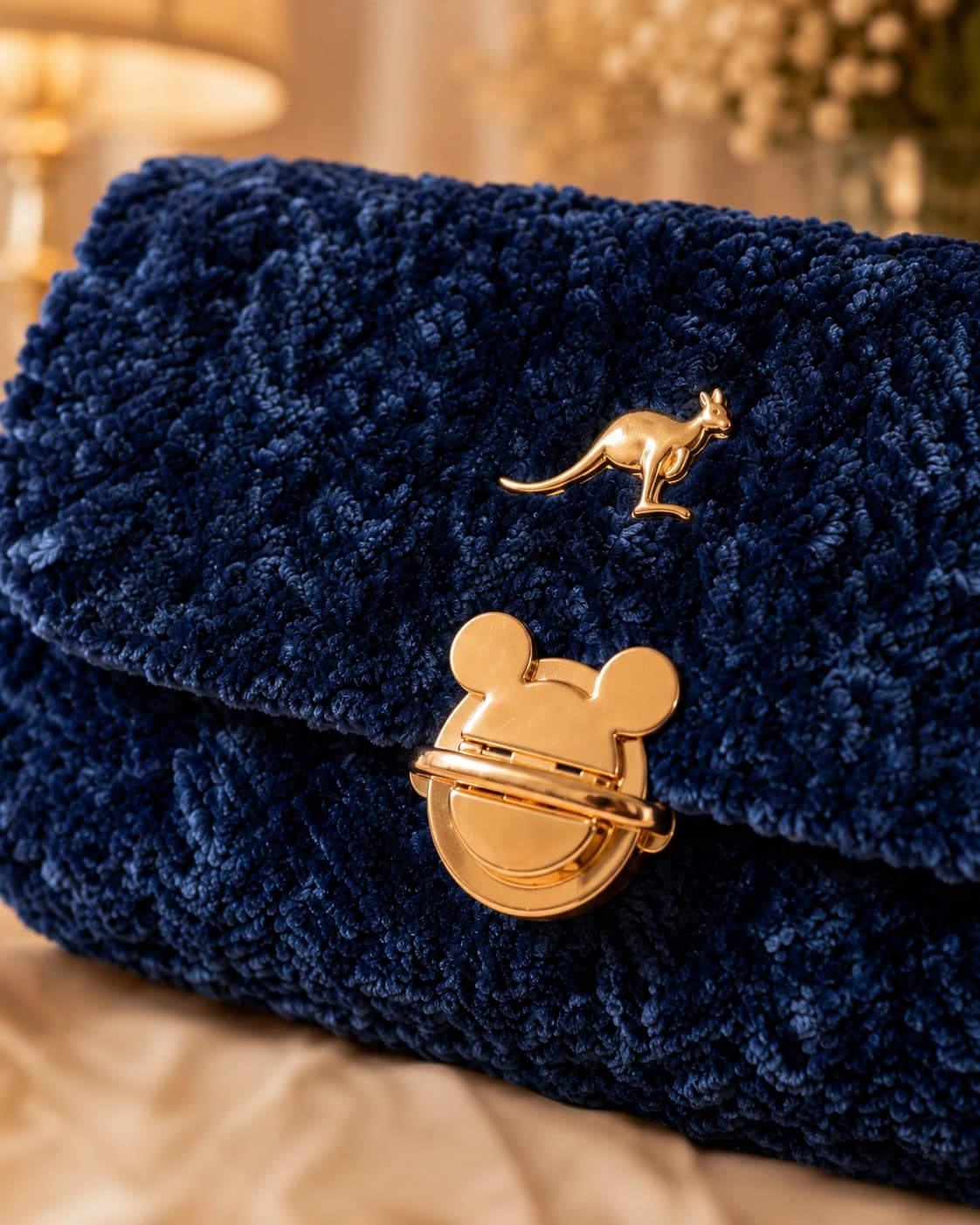 تفاصيل Elegant Clutch الكحلي